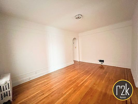 5th image of 45-39 40th St #4E