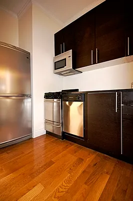 Rented by Town Residential | media 10