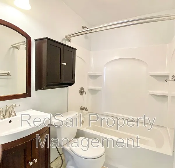 221 Cherry Ave — Photo 15
