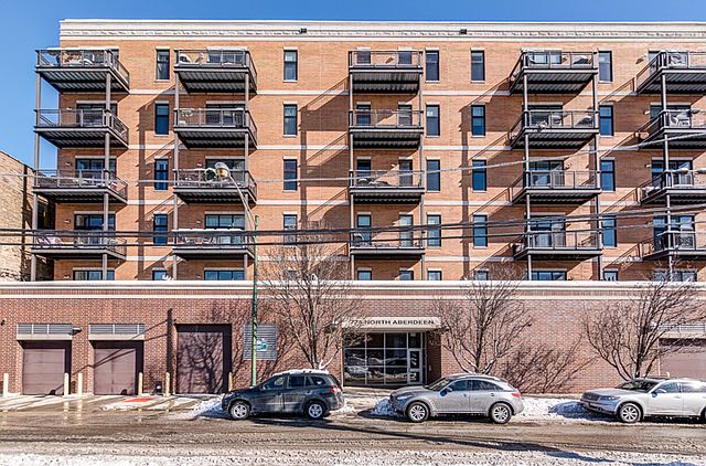 1st image of 725 N Aberdeen St APT 602