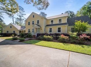 1803 Rivershore Rd, Elizabeth City, NC 27909