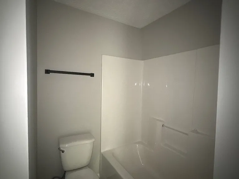 916 N Monroe Ave #3 — Photo 2