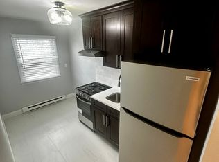 105 Cleveland Ave #4C, Bridgeport, CT 06606