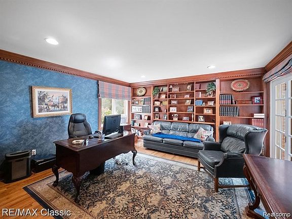 5th image of 3567 Loch Bend Dr