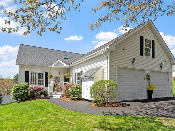 36 William Onthank Ln Unit 36, Southborough, MA 01772