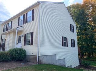 745 Merrow Rd APT 107, Coventry, CT 06238