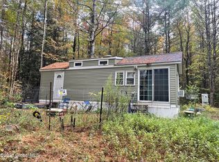 211 Prahl Rd, Galway, NY 12074