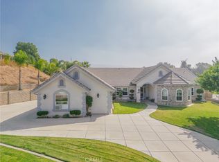 1199 Fairway Ln, Calimesa, CA 92320