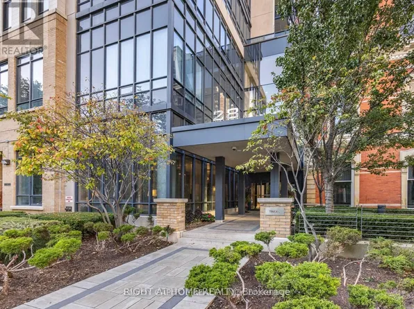 28 Linden St #1006, Toronto, ON M4Y 0A4
