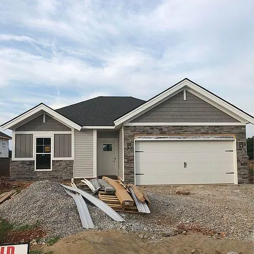 595 Big Leaf Ct Photo 1