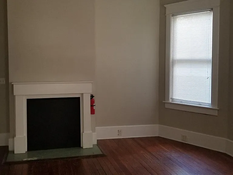 508 E Duffy St #B — Photo 12