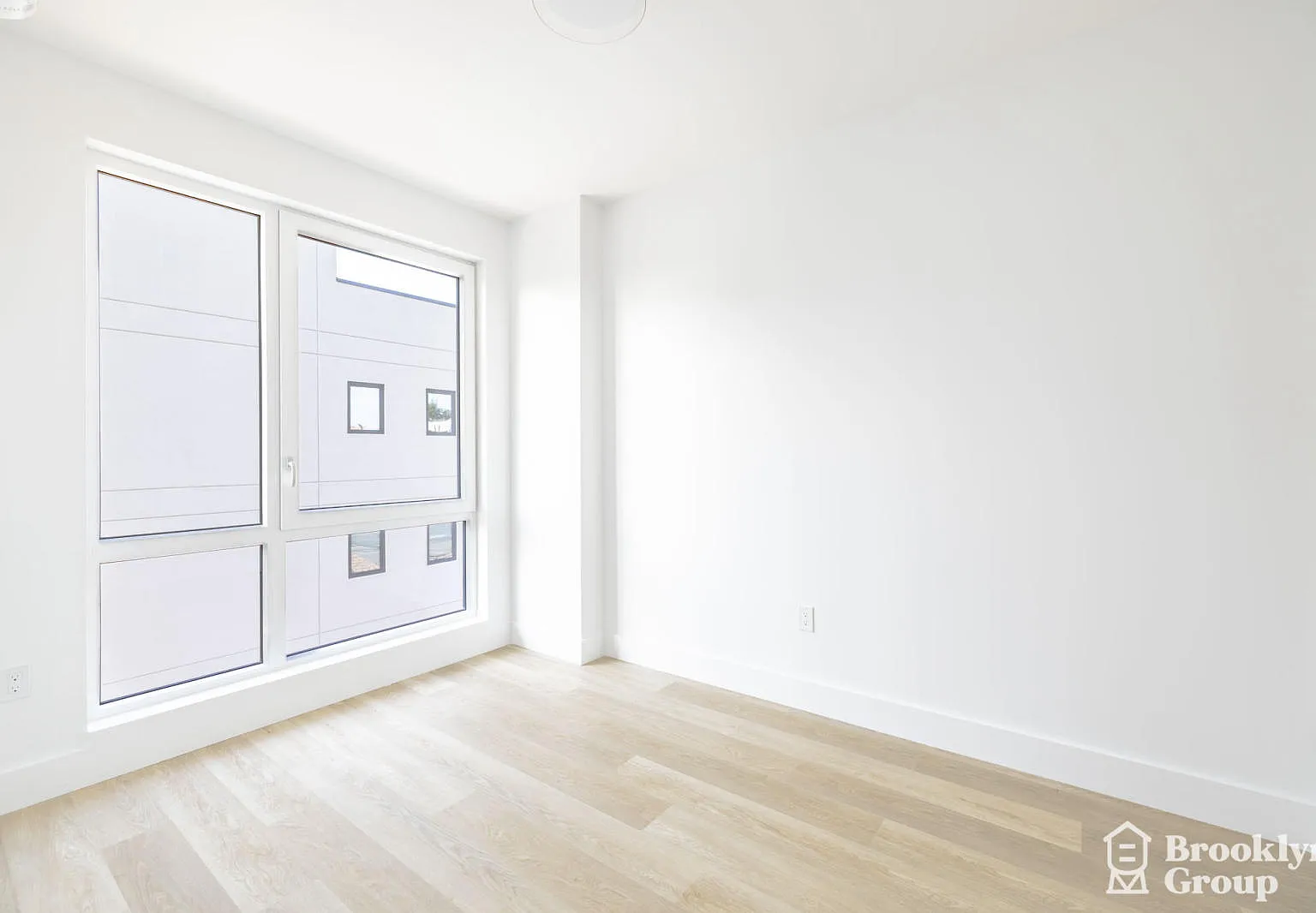 3308 Glenwood Road — Photo 3