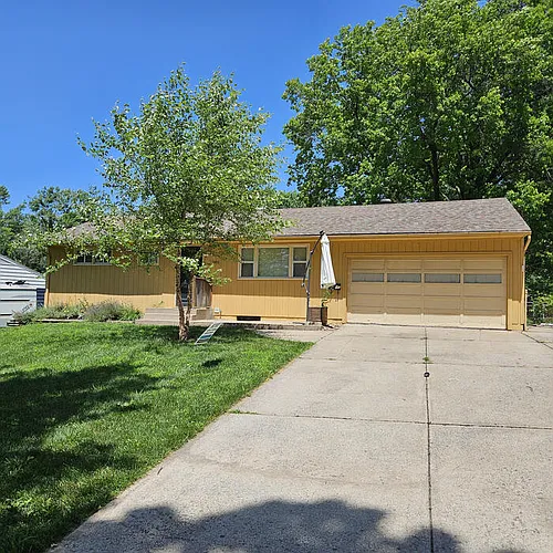 7406 Elm Ave Photo 1