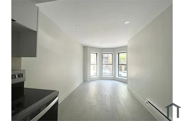 Building Photo - 2425 Prospect Ave #2A