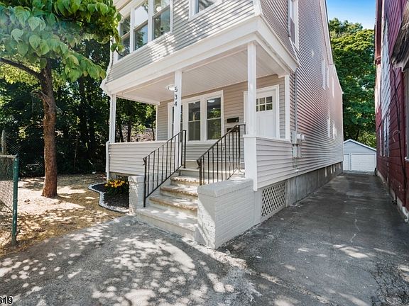 3rd image of 534 Morris St