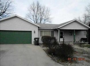 832 W Liberty St, Albany, IN 47320