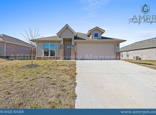 127 SW Vicki St, Gentry, AR 72734