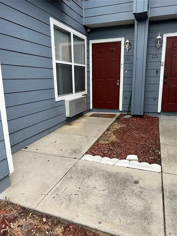 3 bed, 2.0 bath, 1200 sqft, $1,650 — Photo 2