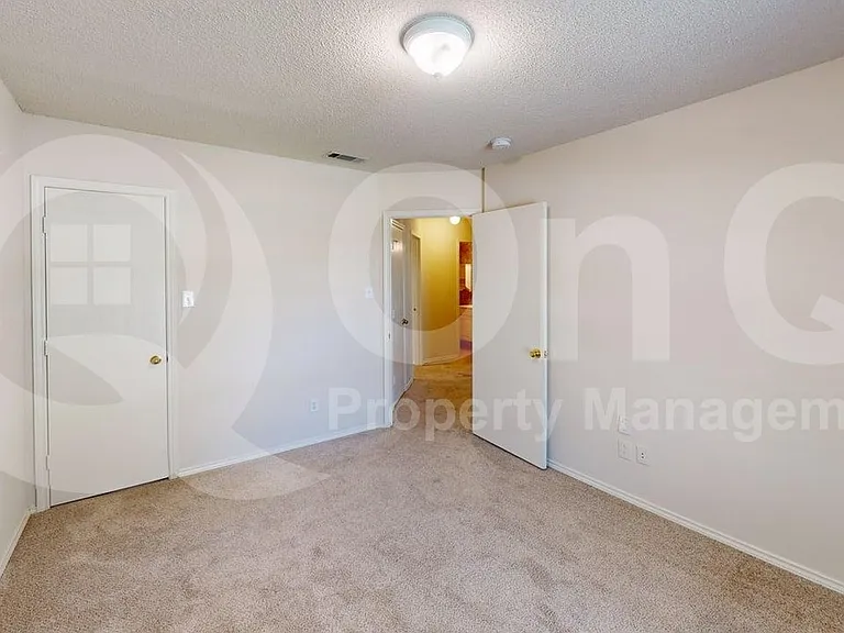 8001 Mourning Dove Dr — Photo 12