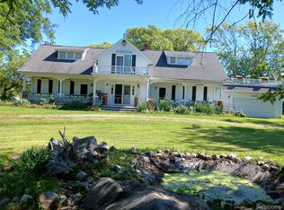 5405 S Lakeshore Rd, Harbor Beach, MI 48441