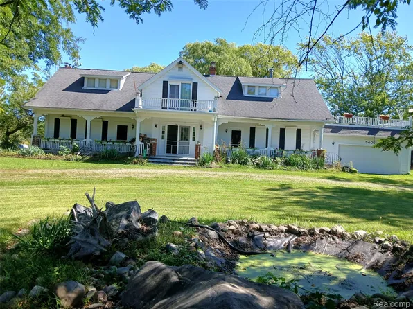 5405 S Lakeshore Rd, Harbor Beach, MI 48441