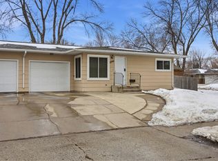 2201 15th St S, Fargo, ND 58103