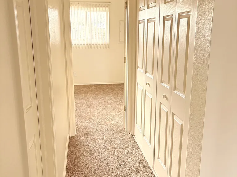 6854 NE Multnomah St #6854 — Photo 15