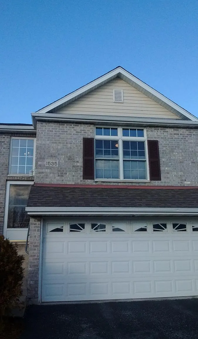 Stonefield Dr, Dekalb — Photo 2