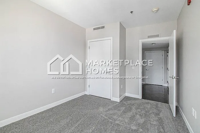 525 W Lafayette Blvd #13E — Photo 25