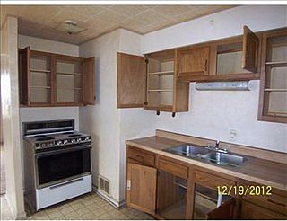 5th image of 1806 Oakland Ave