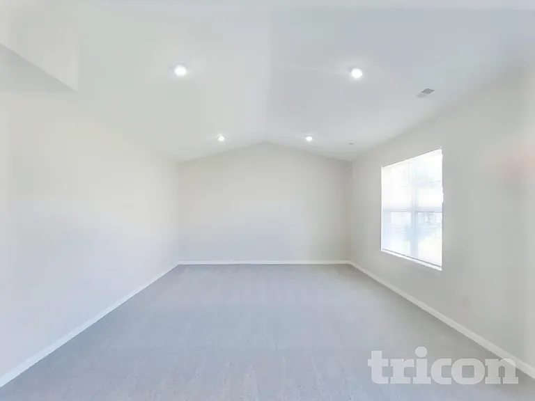4002 Caddy Way — Photo 5