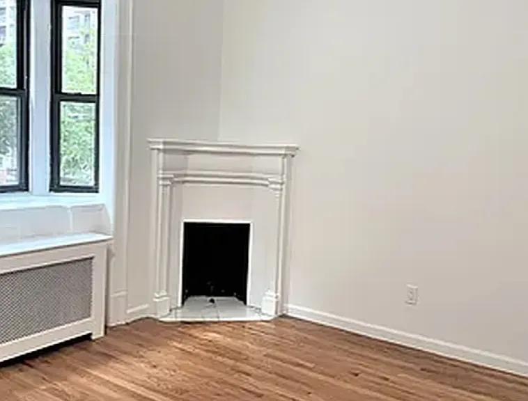 231 Lexington Ave #3B — Photo 4