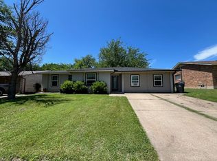 2600 Cottonwood St, Arlington, TX 76014