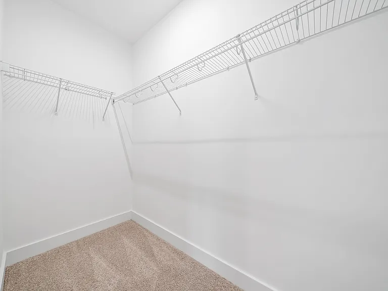 1427 Spring Pointe Ln — Photo 10