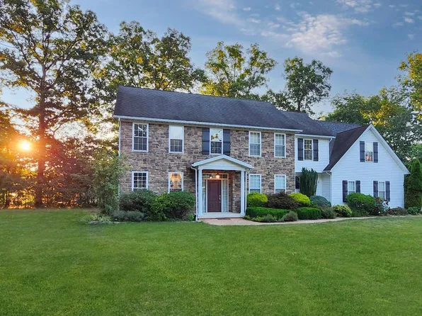 103 Lakeside Loop, Ridgeley, WV 26753