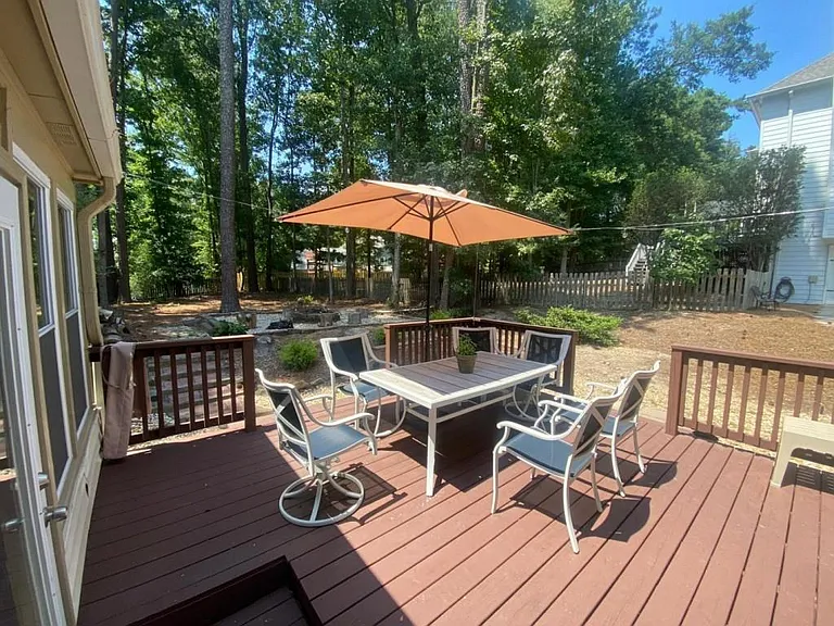 420 Ridge Ct — Photo 9