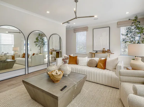 7004 Branch Ct, Charlotte, NC 28262