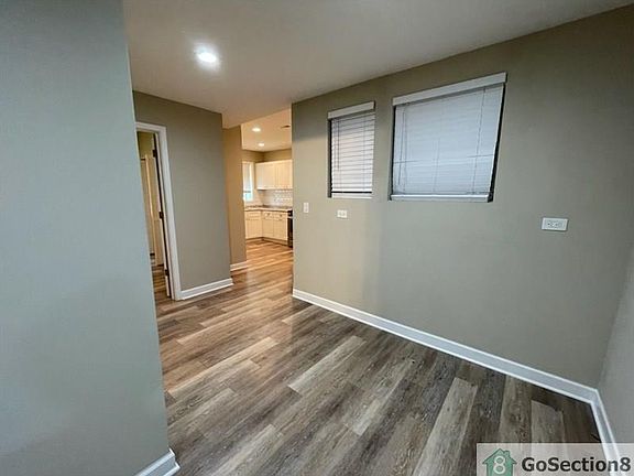 5th image of 2643 W Estes Ave APT Gb