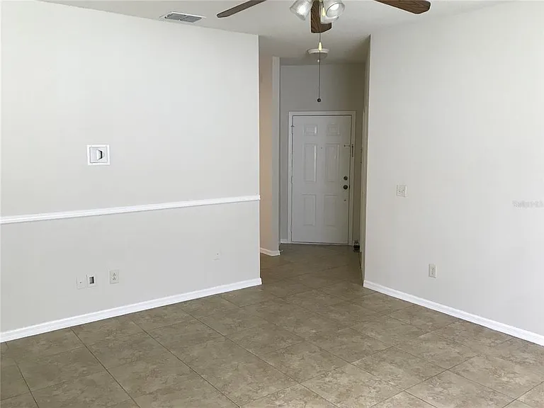 1724 Riveredge Rd — Photo 2