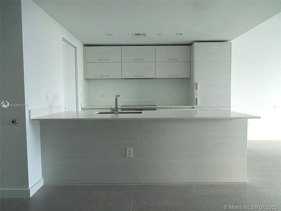 2nd image of 1300 S Miami Ave #1504