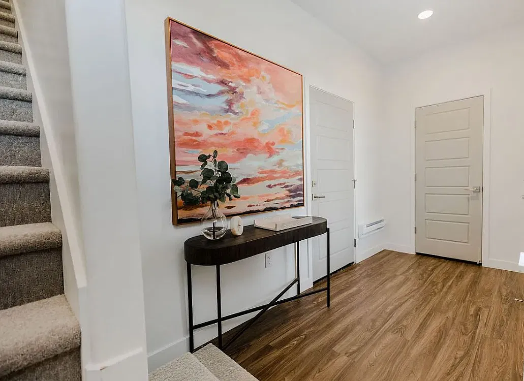 3 bed, 1672 sqft, $2,731 — Photo 2