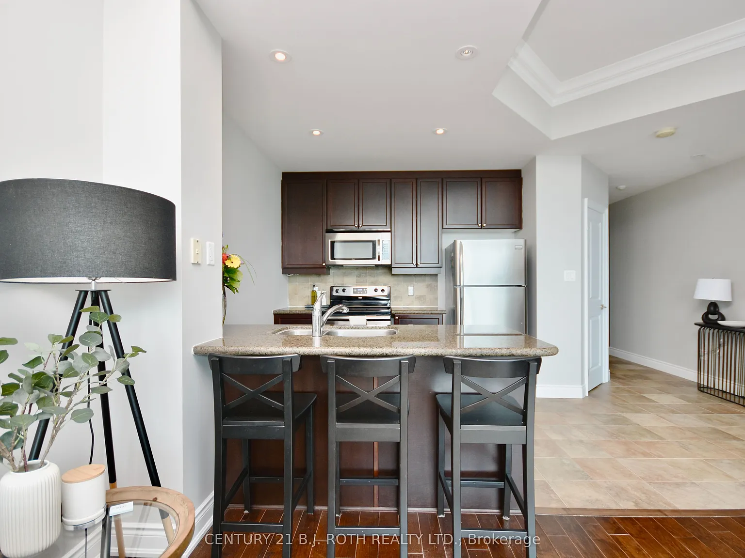 1 bed, $2,500 — Photo 4