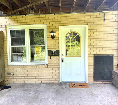 181 Shetland Cir Photo 1