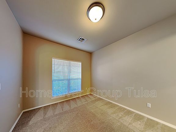 5th image of 4662 S 203 East Ave