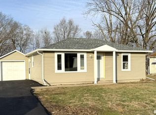 601 Glenway Ave, Knoxville, IL