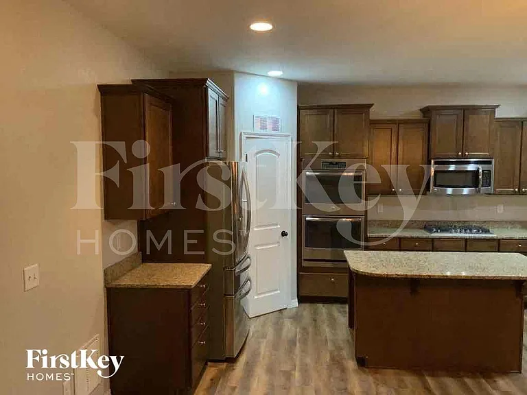 3644 Saguaro Cir — Photo 9