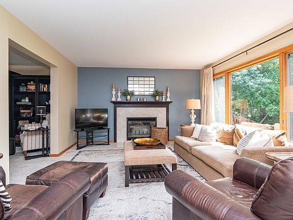 3rd image of 1802 Wildwood Trl