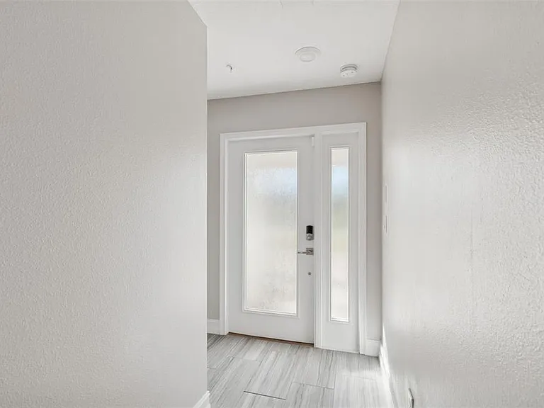 4921 W Paul Ave #4 — Photo 6