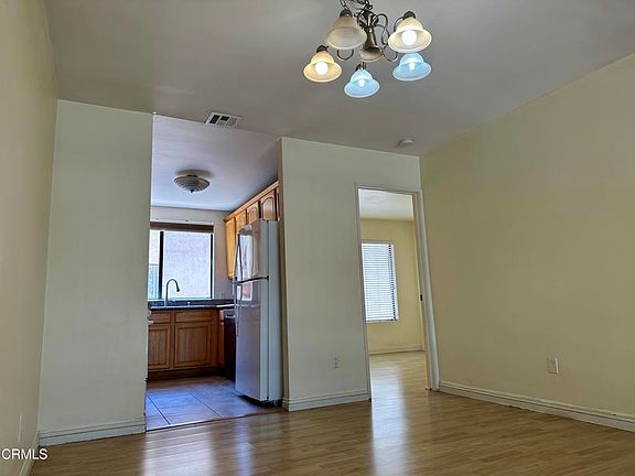 5th image of 21054 Parthenia St Unit 3