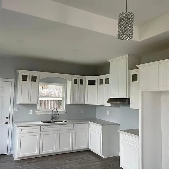 2000 Angus St #2 — Photo 5